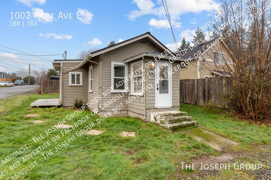 1002 Park Avenue East