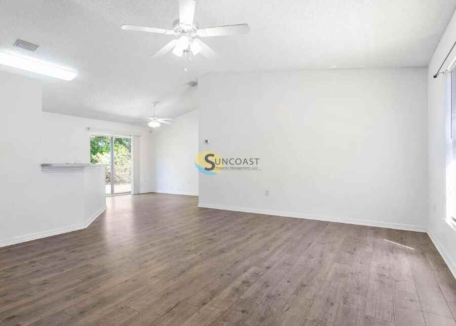 61 Raleigh Drive - Photo 2 of 23