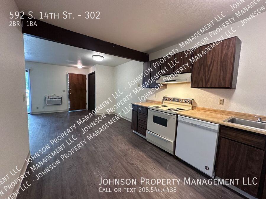 592 South 14th Street #302 - Photo 4 of 15