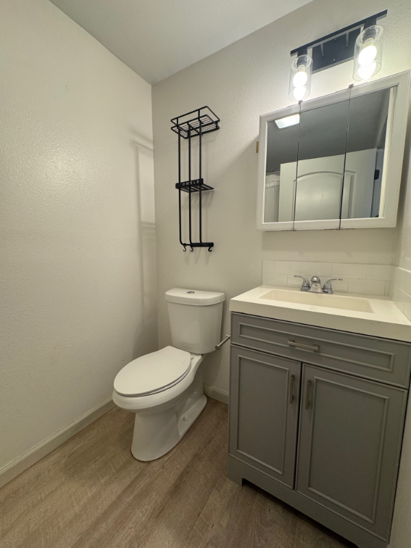 210 H Pickens Rd #1 - Photo 6 of 16