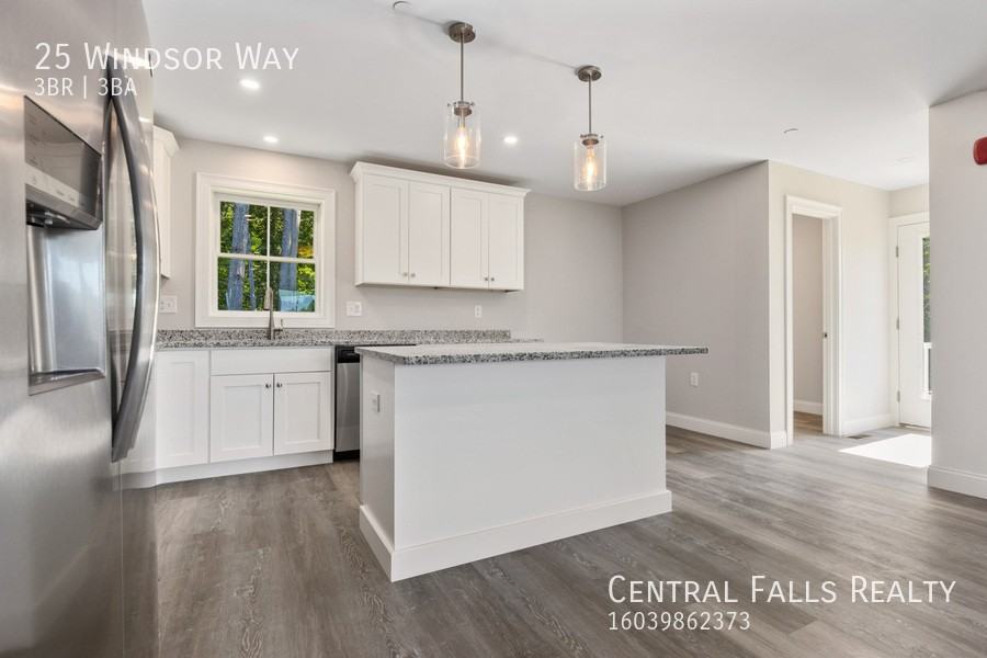 25 Windsor Way #25 - Photo 3 of 26