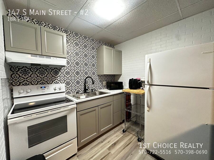 147 S Main St #2 - Photo 2 of 11