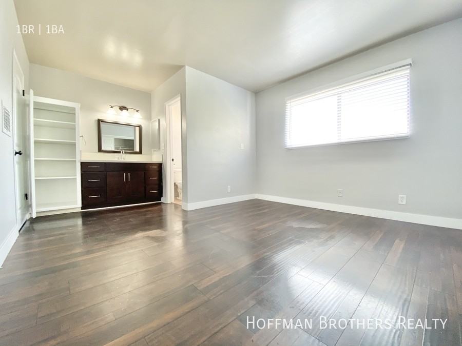5741 Virginia Avenue #204 - Photo 5 of 7