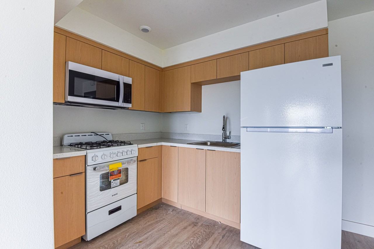 7410 S Avalon Blvd - Photo 3 of 26