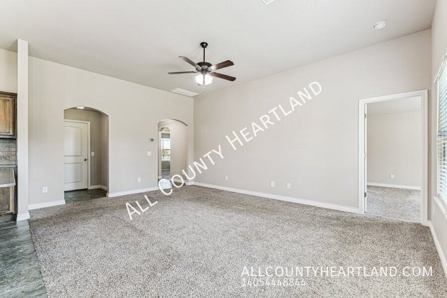 9452 Sw 29th Ter - Photo 3 of 27