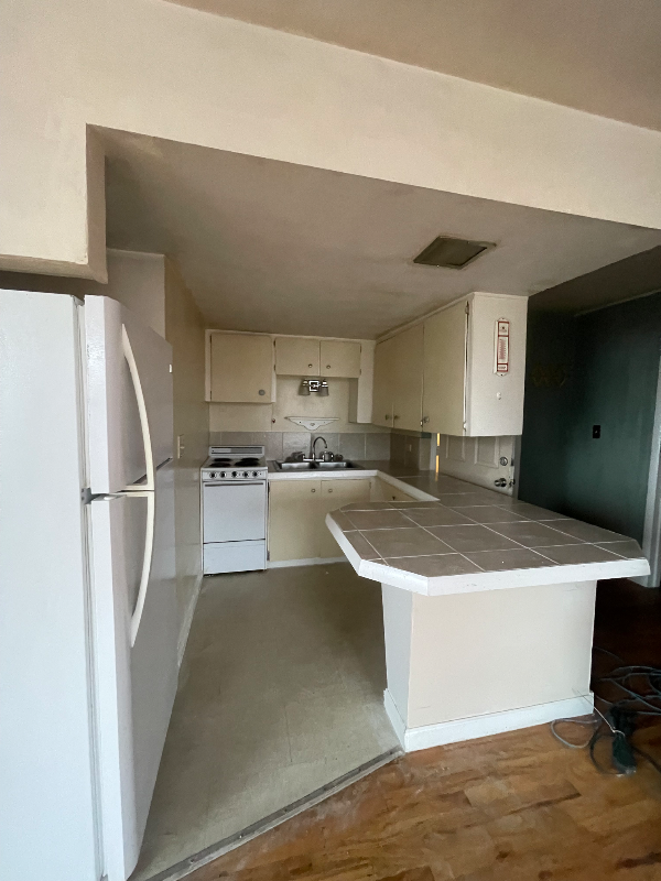 103 Memorial Drive - Photo 3 of 5