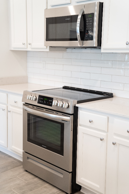 2965 Crossfield Drive - Photo 4 of 23