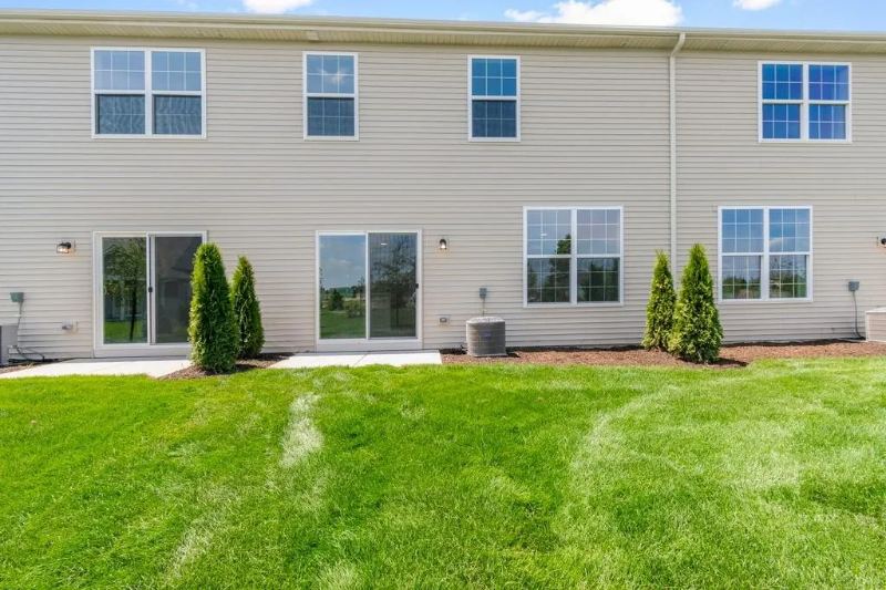 14153 Magnolia St - Photo 2 of 20