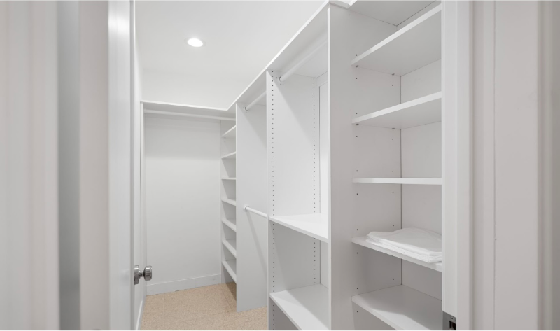 473 West Sunview Avenue - Photo 3 of 20