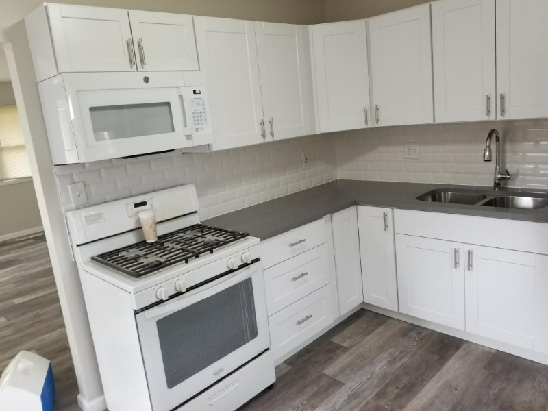 21901 Sloman Street - Photo 4 of 15