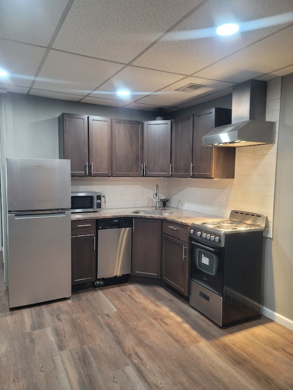 3914 Clark Street #B - Photo 7 of 8