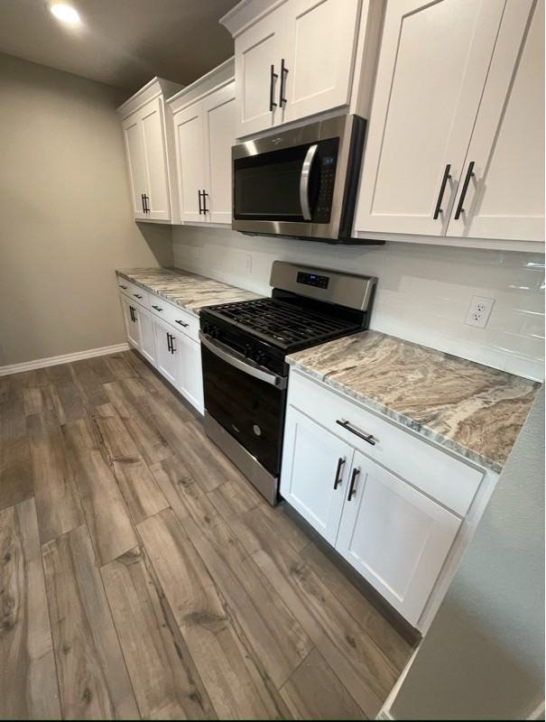 1469 N Lyon Ave - Photo 2 of 25