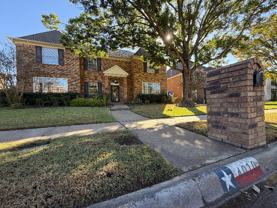 4010 Crestwood Drive - Photo 1 of 1