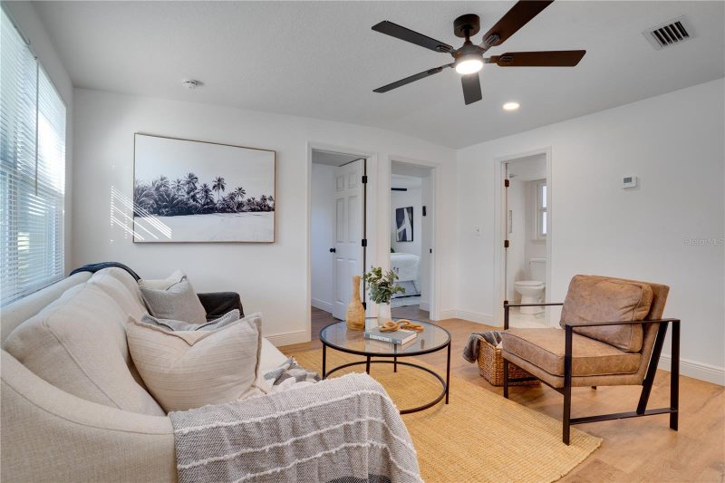 11797 104th St - Photo 3 of 20