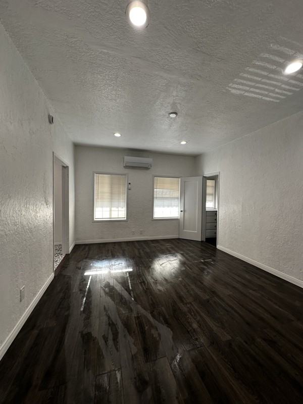 216 E Valencia Ave #9 - Photo 5 of 11