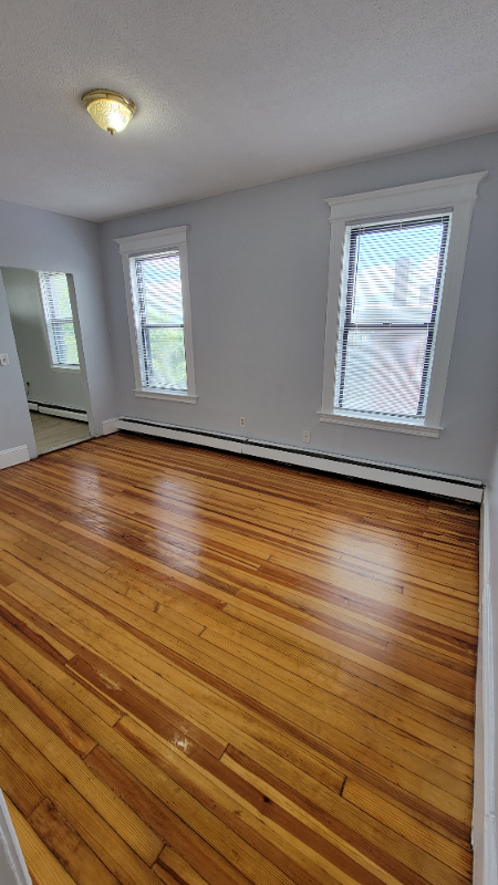 464 Wethersfield Ave #3S - Photo 3 of 20