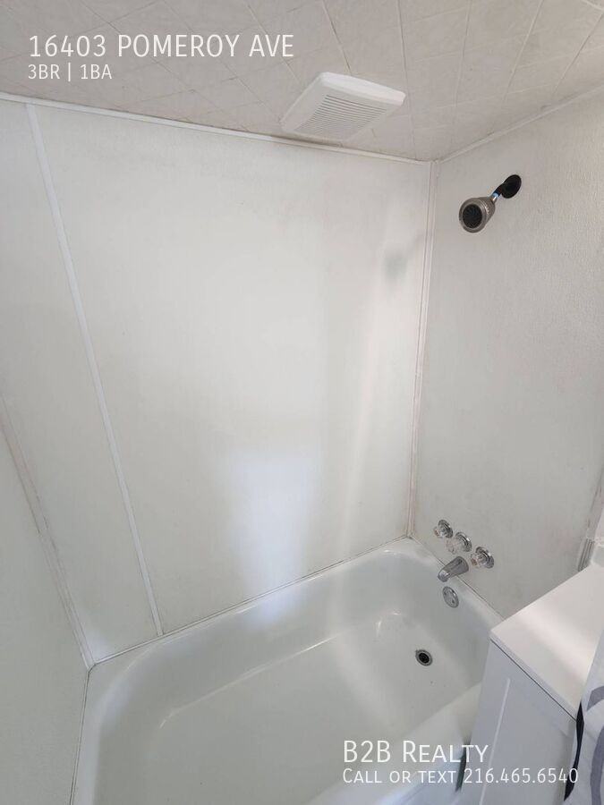 16403 Pomeroy Ave - Photo 2 of 33