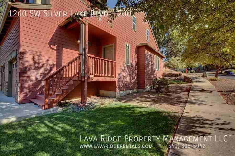 1260 Sw Silver Lake Blvd #200 - Photo 4 of 35