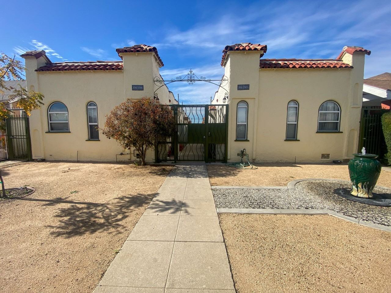 3741 S. Arlington Ave - Photo 3 of 5