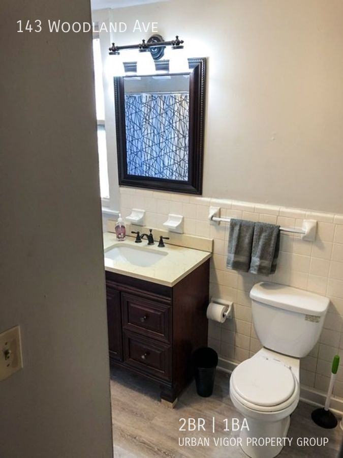 143 Woodland Ave - Photo 3 of 25