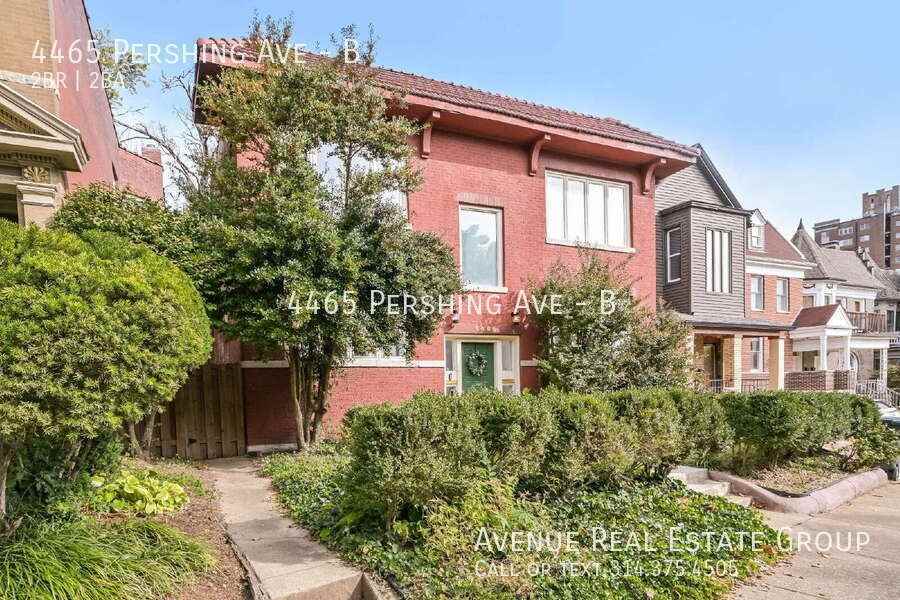 4465 Pershing Ave #B - Photo 2 of 20