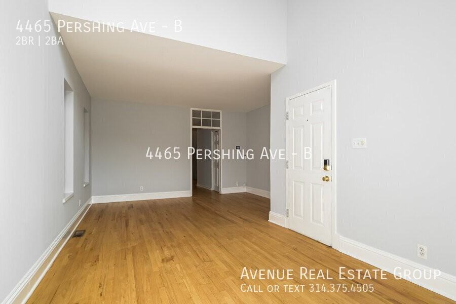 4465 Pershing Ave #B - Photo 3 of 20