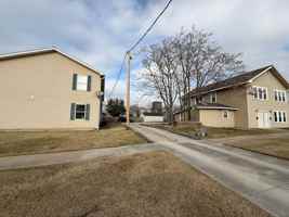 featured image of 316 W 9th St