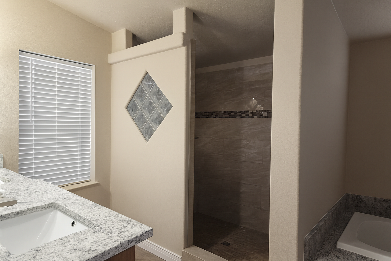 7100 West Yellowstone Avenue - Photo 7 of 12