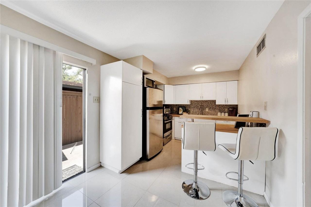 3006 Brockbank Ct #3006 - Photo 4 of 17