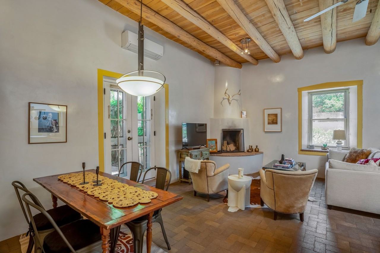 573 West San Francisco Street #B - Photo 4 of 34