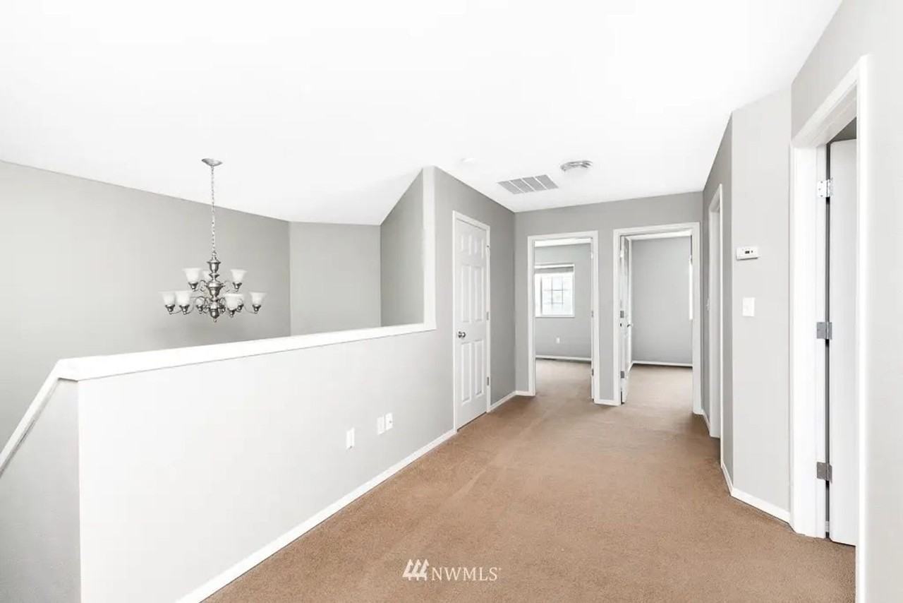 11206 186th Street Court East - Photo 6 of 17