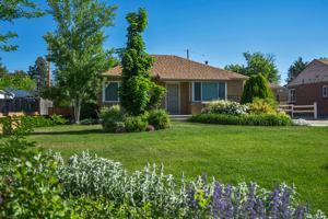 featured image of 7425 Montview Boulevard