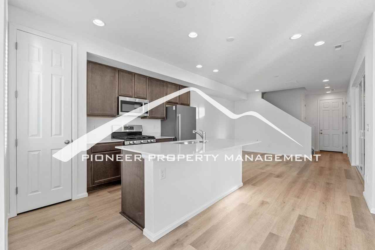 2487 Hannah Ridge Dr - Photo 5 of 23