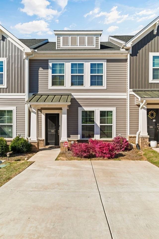 193 Northwood St - Photo 2 of 25