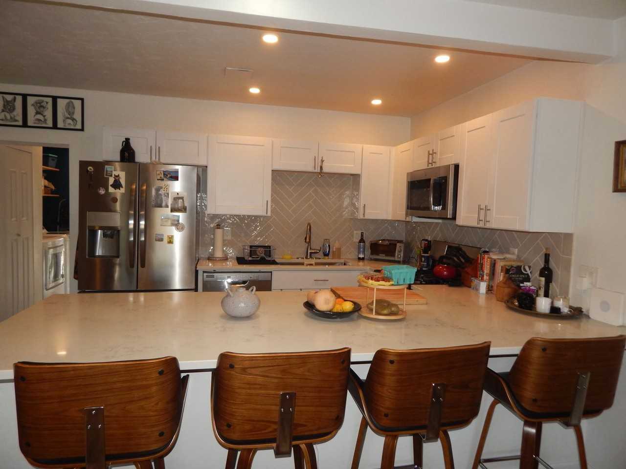 1714 East Edison Street - Photo 7 of 35