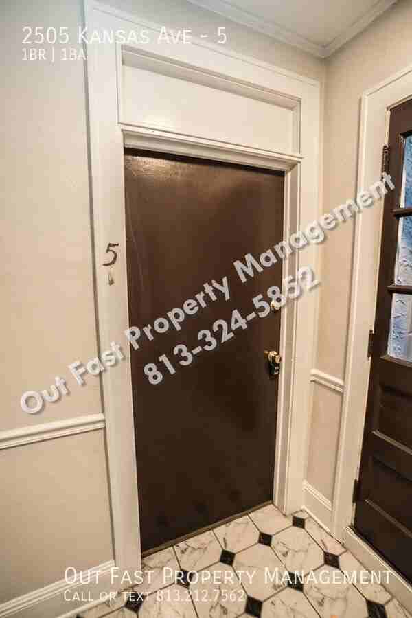 2505 W Kansas Ave #5 - Photo 2 of 19