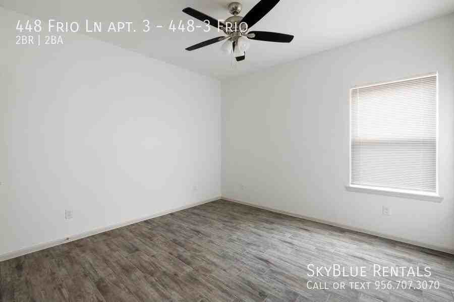 448 Frio Ln Apt 3 #448-3FRIO - Photo 6 of 7