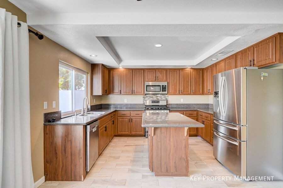 9684 Summer Cypress St - Photo 5 of 17