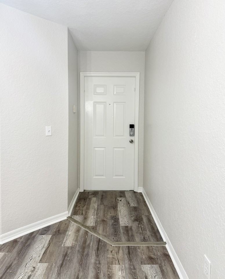 7511 Seurat St #10107 - Photo 3 of 36