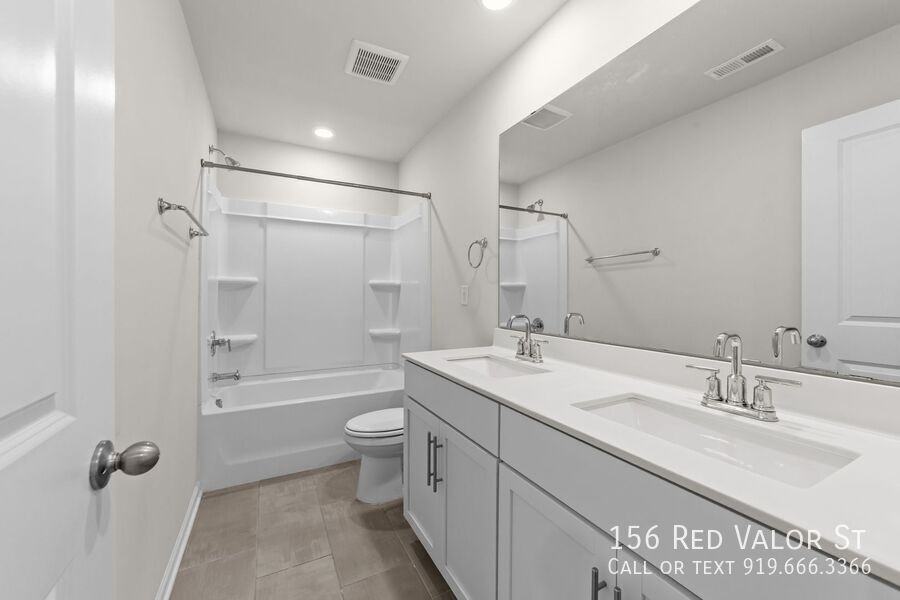 156 Red Valor Street - Photo 4 of 22