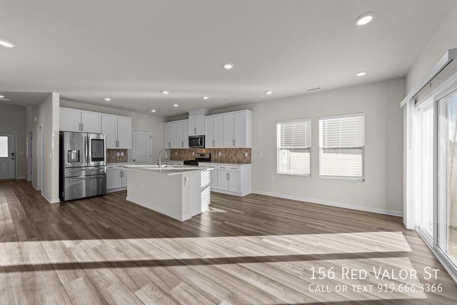 156 Red Valor Street - Photo 7 of 22