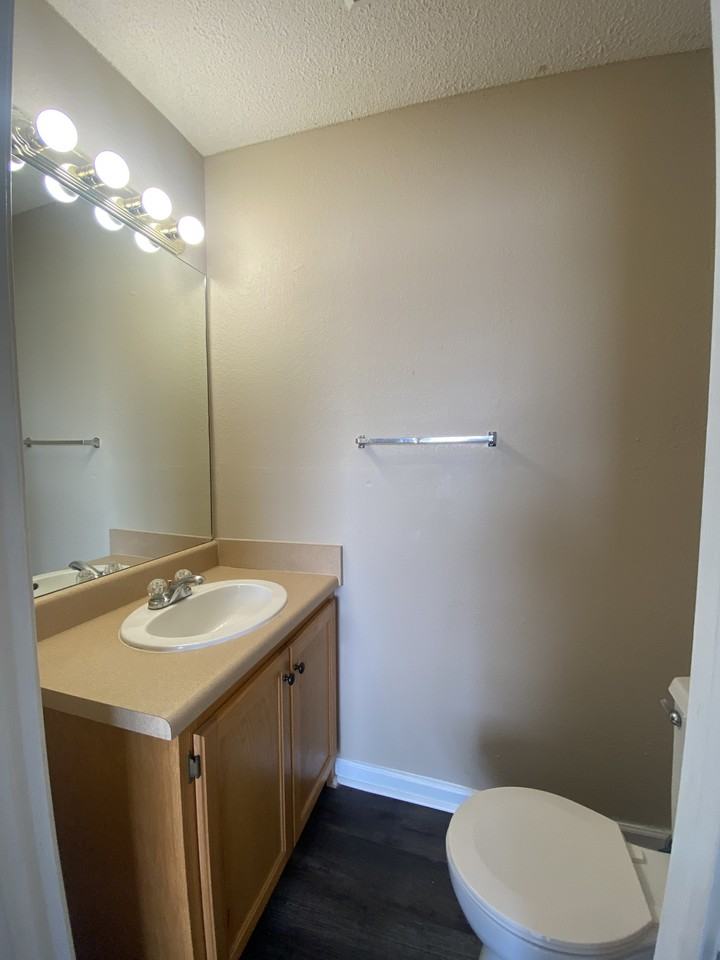 103 Creek Side Drive #3 - Photo 4 of 12