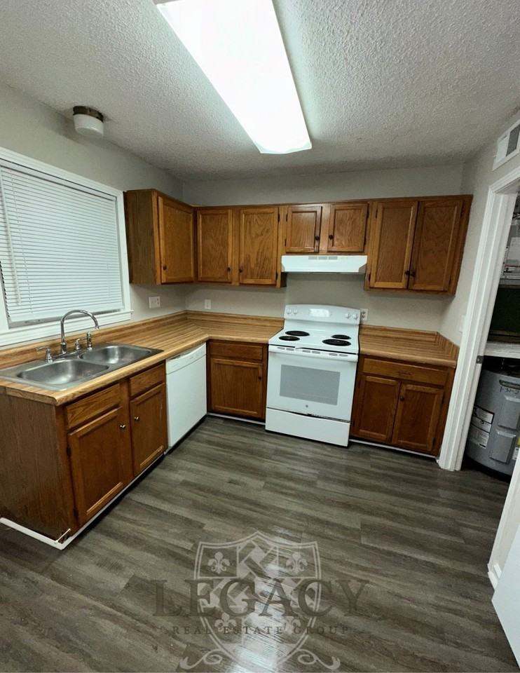 748 Holder Drive #1 - Photo 5 of 15