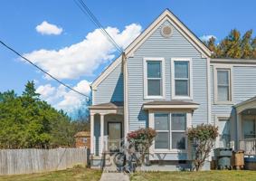 featured image of 748 Lake Terrace Dr #1