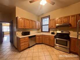 3110 North Kenmore Avenue #2 - Photo 1 of 1