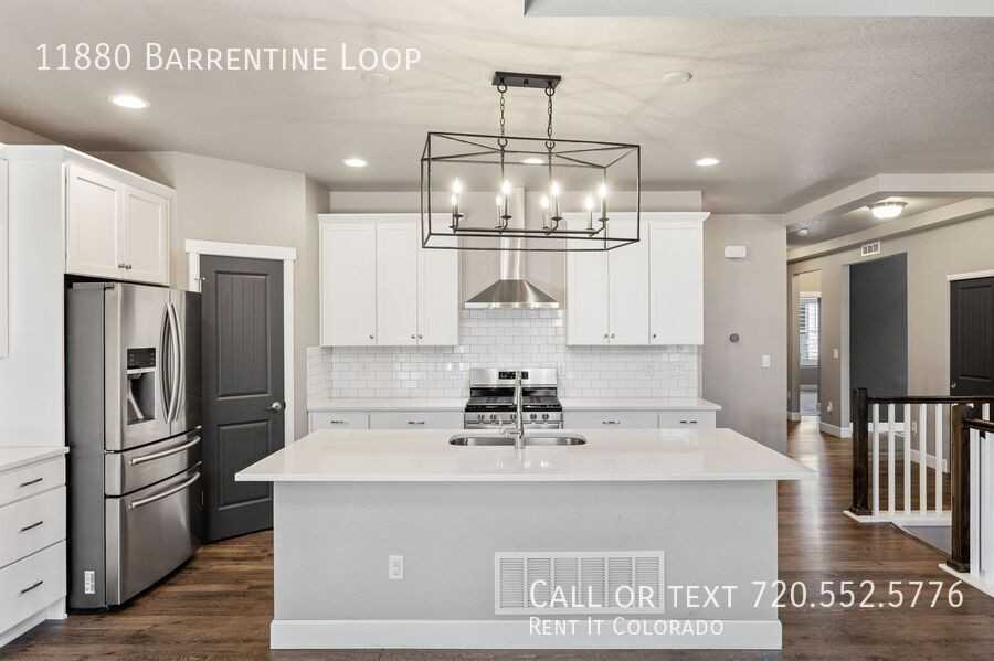 11880 Barrentine Loop - Photo 3 of 33