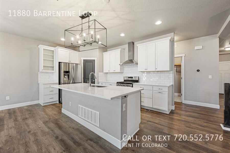 11880 Barrentine Loop - Photo 5 of 33