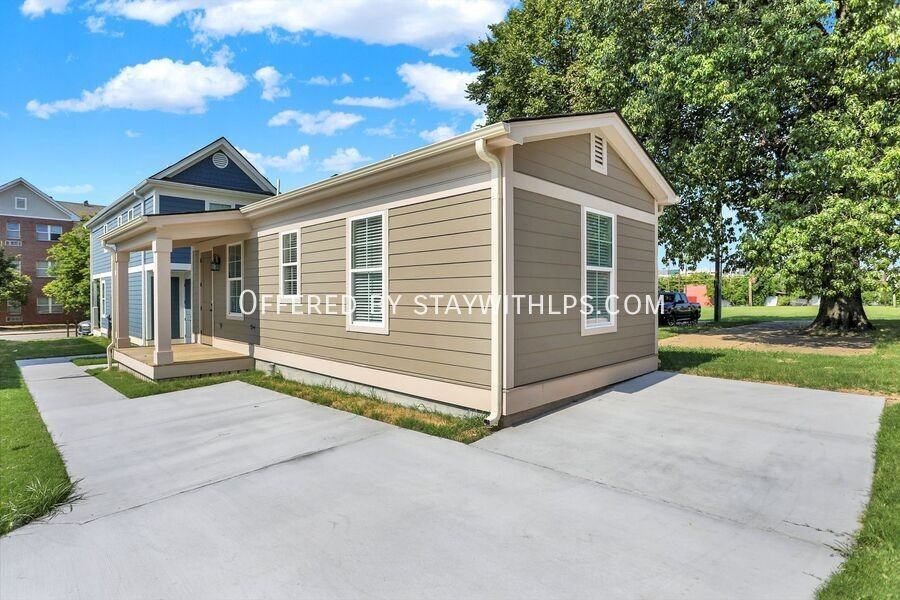 164 Keel Avenue - Photo 2 of 21