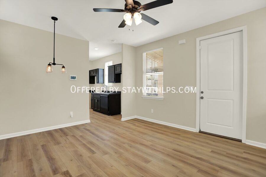 164 Keel Avenue - Photo 4 of 21