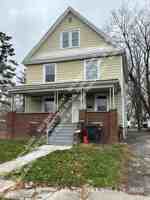 featured image of 325 West 12th Street